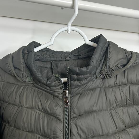 Black Lightweight Hooded Puffer Jacket Men’s XL Quilted Packable Nylon Coat - Picture 5 of 6